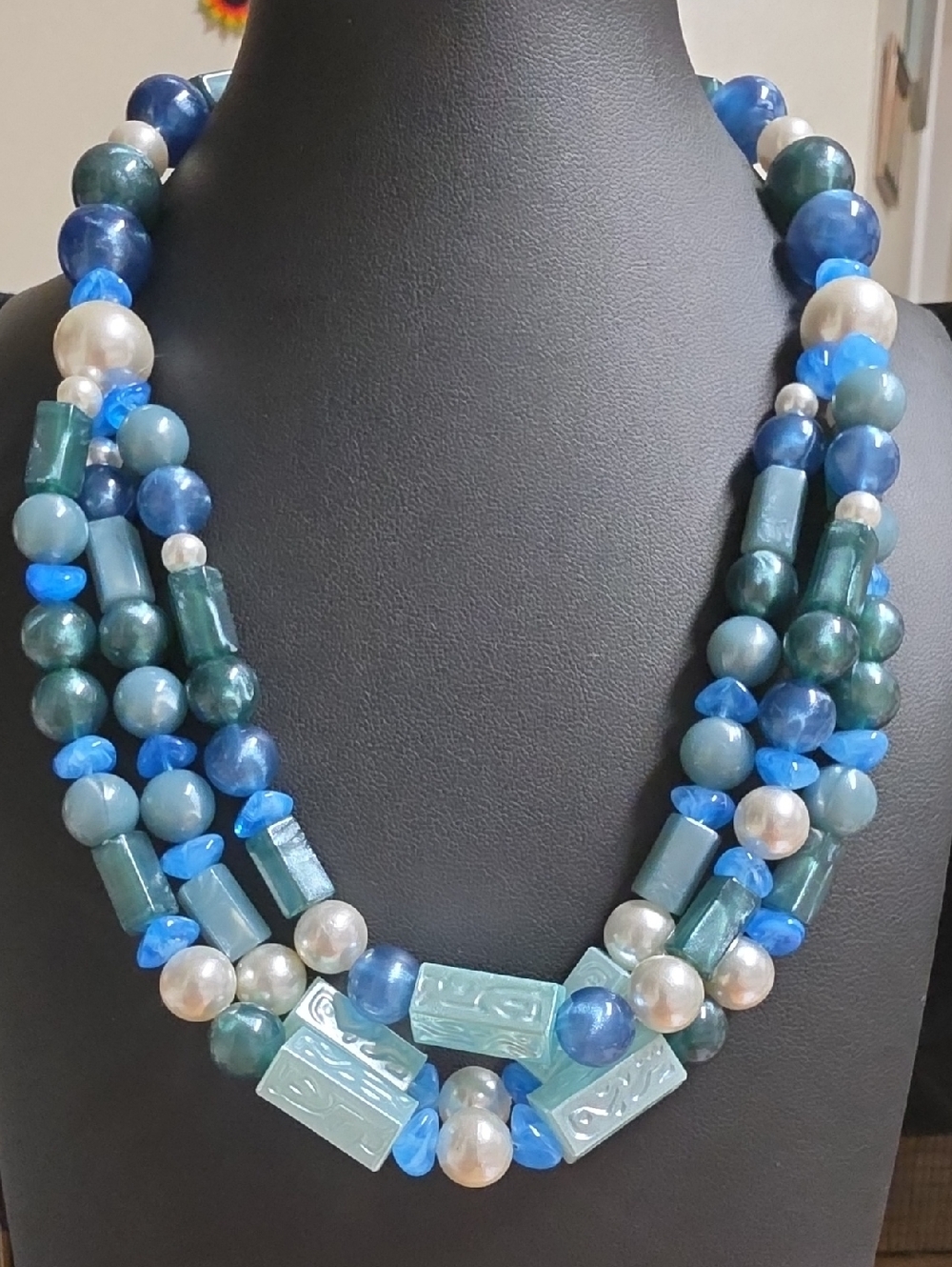 Vintage 1988 Avon "South Of France " Triple Strand Necklace